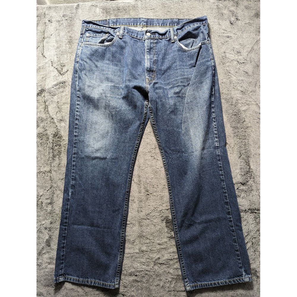 Levi's 559 Relaxed Straight Fit Jeans Men's Size 42x30 Medium Wash